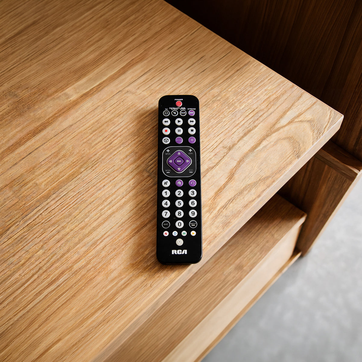 RCA 4-Device Universal Streaming Remote Control, Ultra-Slim Backlit Remote for TV, Cable, Satellite, DVD, Blu-ray, Soundbar & Streaming Players